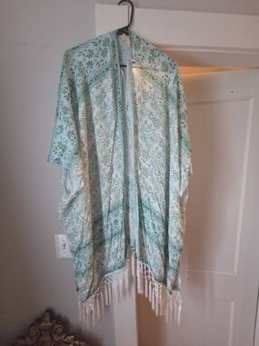 Mint Green Floral Fringe Kimono Wrap - Brand Unknown